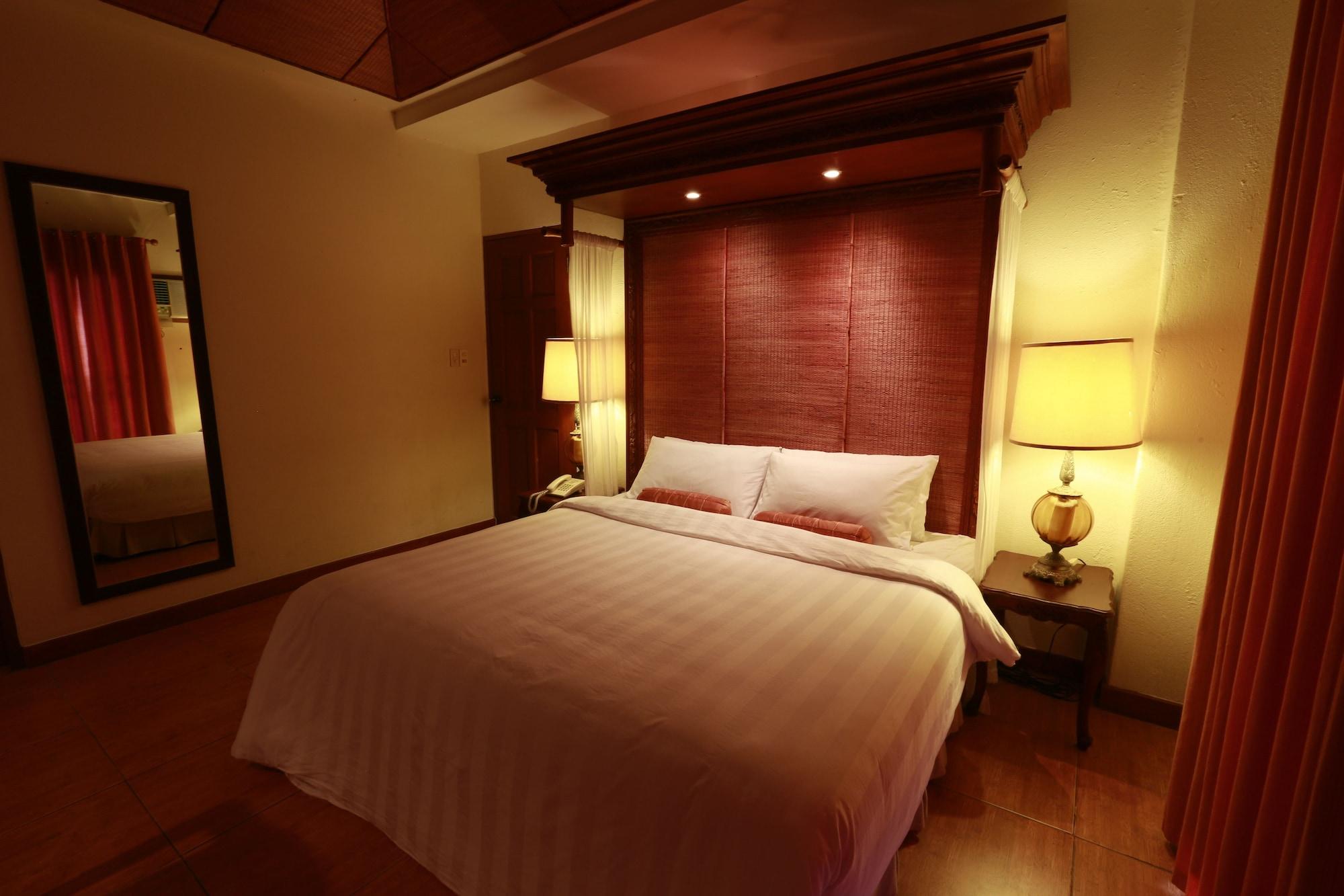 Java Hotel Laoag Kültér fotó