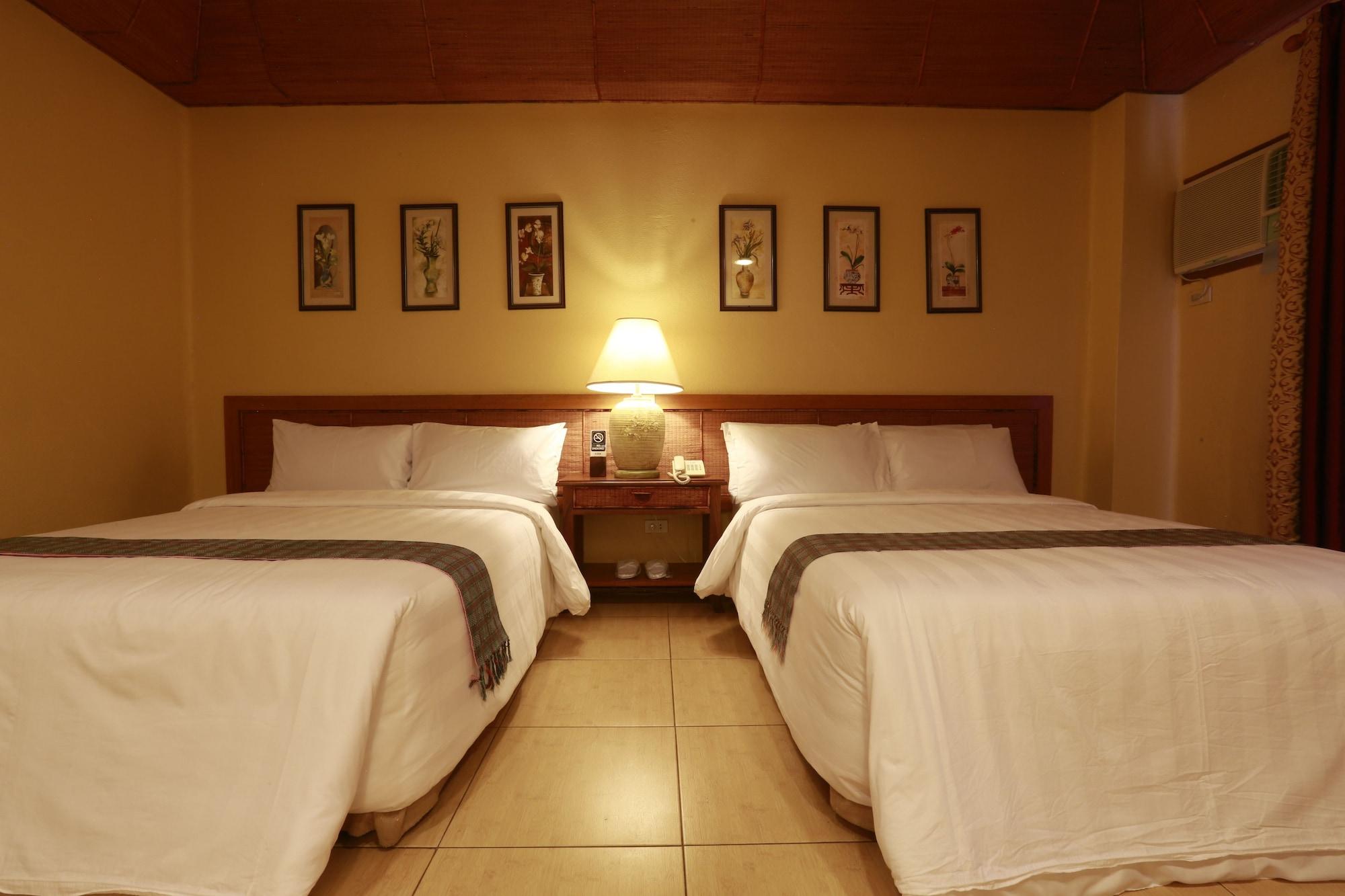 Java Hotel Laoag Kültér fotó