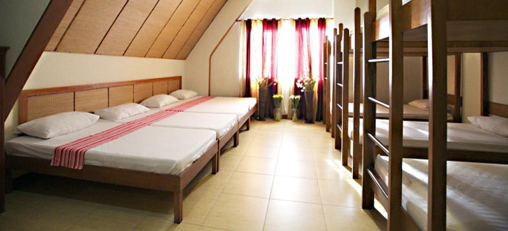Java Hotel Laoag Kültér fotó