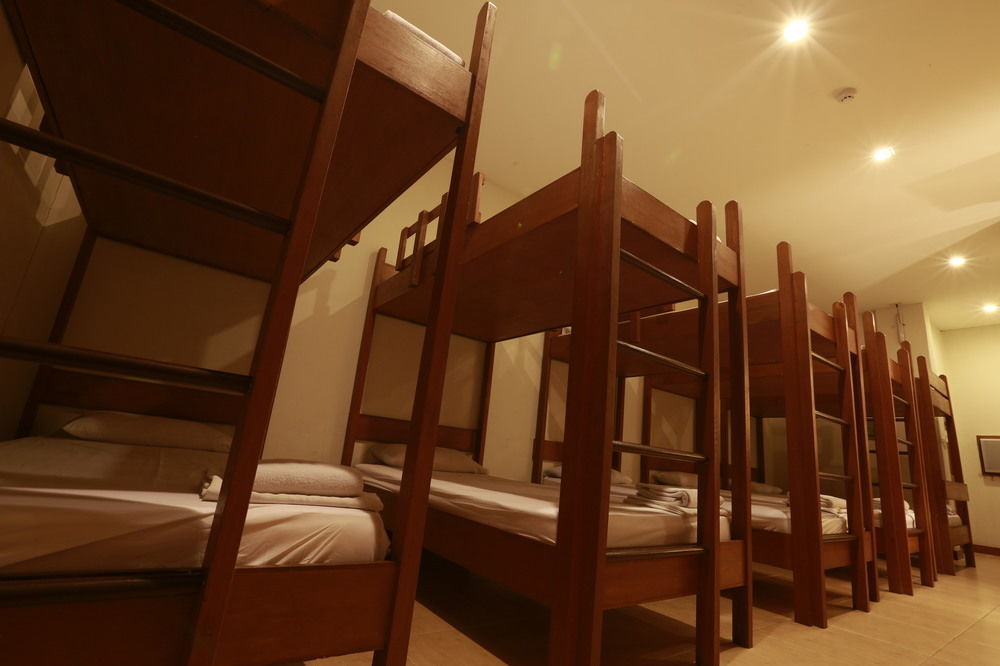 Java Hotel Laoag Kültér fotó