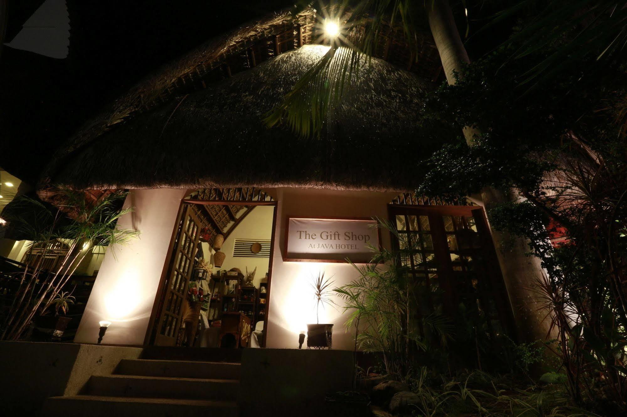 Java Hotel Laoag Kültér fotó