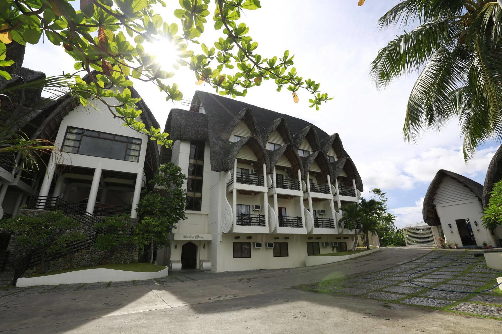 Java Hotel Laoag Kültér fotó